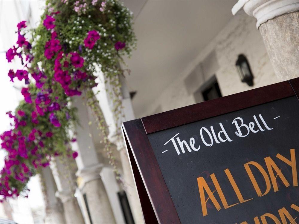 The Old Bell - Warminster Hotel Ngoại thất bức ảnh